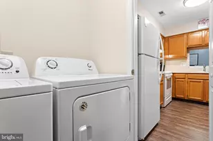 1701 Steeplebush Terrace, Mount Laurel, NJ 08054 - Photo 9