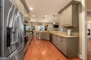 2 Alverley Cir, Medford, NJ 08055 - Photo 9