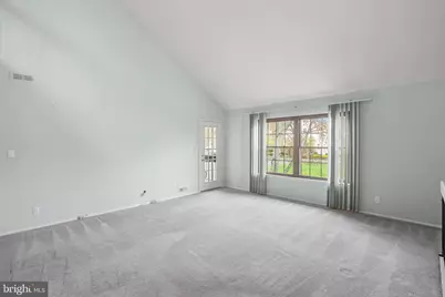 164 Bradford Court, Mount Laurel, NJ 08054 - Photo 7