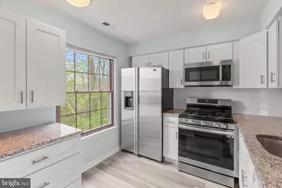 164 Bradford Court, Mount Laurel, NJ 08054 - Photo 5