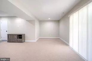 103 Isabelle Ct, Marlton, NJ 08053 - Photo 5