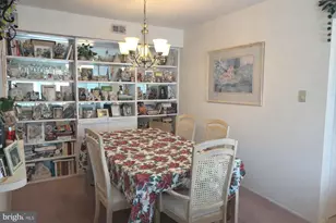 5814 Adelaide Dr, Mount Laurel, NJ 08054 - Photo 5