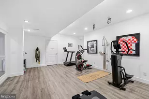 16 Windermere Dr, Moorestown, NJ 08057 - Photo 59