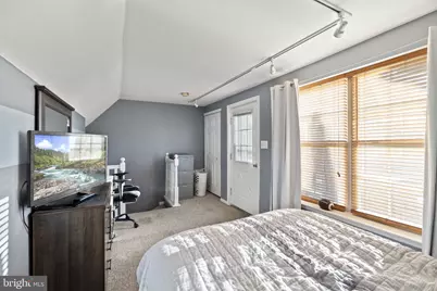 212 River Court, Fieldsboro, NJ 08505 - Photo 17