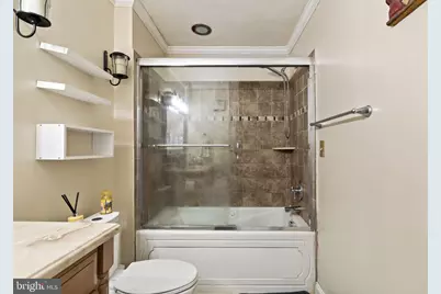 212 River Court, Fieldsboro, NJ 08505 - Photo 21