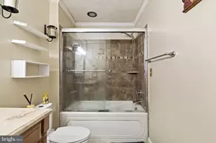 212 River Ct, Fieldsboro, NJ 08505 - Photo 21