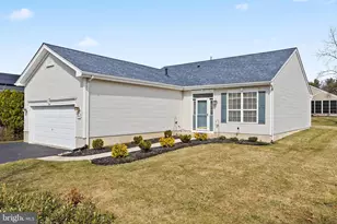 89 Chamber Ln, Mansfield Township, NJ 08022 - Photo 1