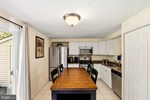 21 Waterview Ct, Marlton, NJ 08053 - Photo 9