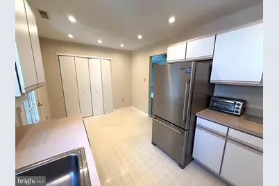806 Sweetwater Drive, Cinnaminson, NJ 08077 - Photo 5