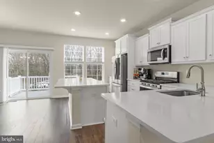 50 Autumn Park Dr, Medford, NJ 08055 - Photo 5