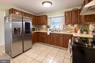 1 Montclair Ln, Willingboro, NJ 08046 - Photo 5