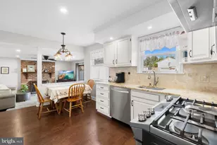 22 Old Colony Ln, Marlton, NJ 08053 - Photo 17