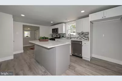 207 Pennsylvania Avenue, Hainesport, NJ 08036 - Photo 7
