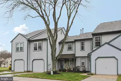420 Jamestown Court, Mount Laurel, NJ 08054 - Photo 3