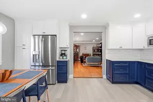 242 Center St, Moorestown, NJ 08057 - Photo 5