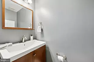 6 Berkely Dr, Burlington, NJ 08016 - Photo 17