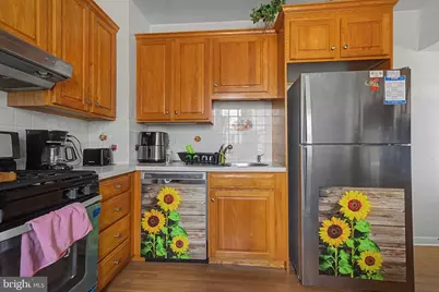 304 S Forklanding Road, Maple Shade, NJ 08052 - Photo 13