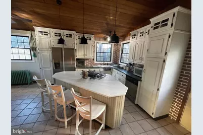 315 W Front Street, Florence, NJ 08518 - Photo 5