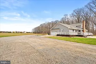 282 Chesterfield Jacobstown Rd, Wrightstown, NJ 08562 - Photo 5