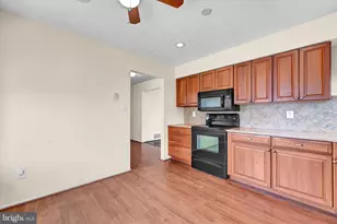 310 Moonseed Pl, Mount Laurel, NJ 08054 - Photo 7