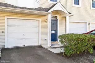 8103 Cypress Ct, Palmyra, NJ 08065 - Photo 3