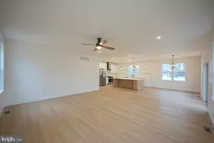 47 Fountain Blvd, Burlington, NJ 08016 - Photo 11