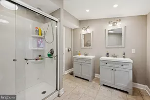 4 Creek Ln, Mount Holly, NJ 08060 - Photo 21