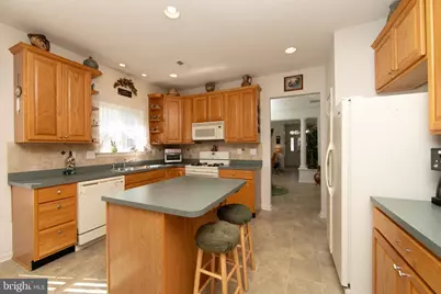 819 Westminster Drive N, Southampton, NJ 08088 - Photo 13