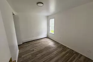 120 E Main St, Wrightstown, NJ 08562 - Photo 9