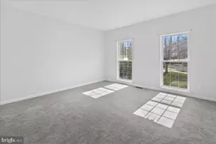 4 Kentwood Ct, Bordentown, NJ 08505 - Photo 5