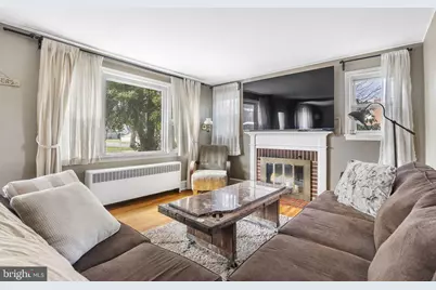 300 Lilac Lane, Delanco, NJ 08075 - Photo 3