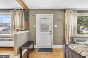 300 Lilac Ln, Delanco, NJ 08075 - Photo 1