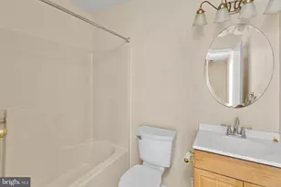 45 Carriage Stop Pl, Florence, NJ 08518 - Photo 15