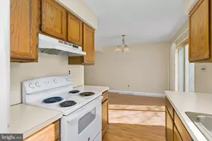 45 Carriage Stop Pl, Florence, NJ 08518 - Photo 9