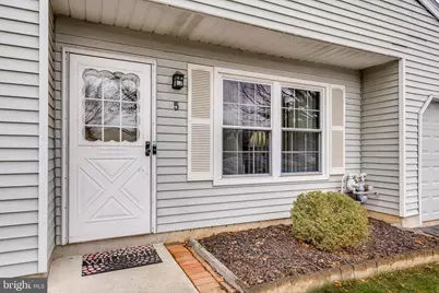 5 Berkshire Court, Bordentown, NJ 08505 - Photo 3