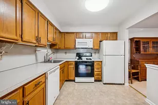 748 Westfield Dr, Cinnaminson, NJ 08077 - Photo 9