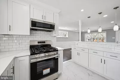 500 Charles Street W, Palmyra, NJ 08065 - Photo 7