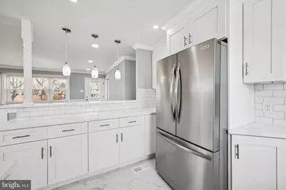 500 Charles Street W, Palmyra, NJ 08065 - Photo 9