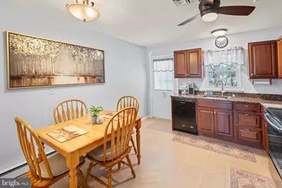 11 Buckingham Drive, Southampton, NJ 08088 - Photo 11