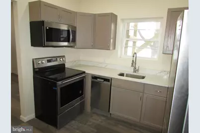 20 Pine Street, Beverly, NJ 08010 - Photo 5