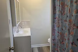 22 Florence Tollgate Pl, Florence, NJ 08518 - Photo 13