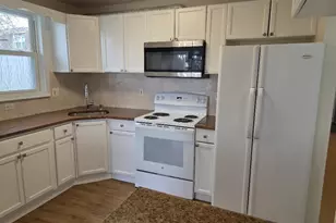 22 Florence Tollgate Pl, Florence, NJ 08518 - Photo 3