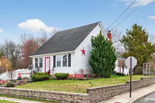 152 E 7th St, Burlington, NJ 08016 - Photo 1