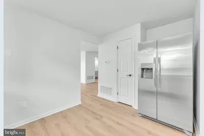 120 Alexander Road, Beverly, NJ 08010 - Photo 9