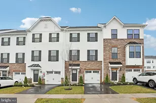 47 Rosemary Wy, Mount Laurel, NJ 08054 - Photo 1