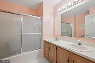 47 Knighton Ln, Mount Laurel, NJ 08054 - Photo 15