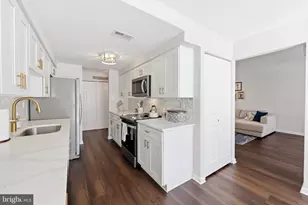 262 Grisscom Ct, Marlton, NJ 08053 - Photo 7