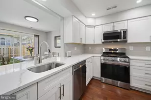 333 Ericson Ct, Mount Laurel, NJ 08054 - Photo 13