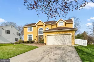 53 Lexington Cir, Marlton, NJ 08053 - Photo 3