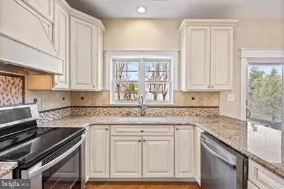 9 Waters Edge Drive, Riverside, NJ 08075 - Photo 17